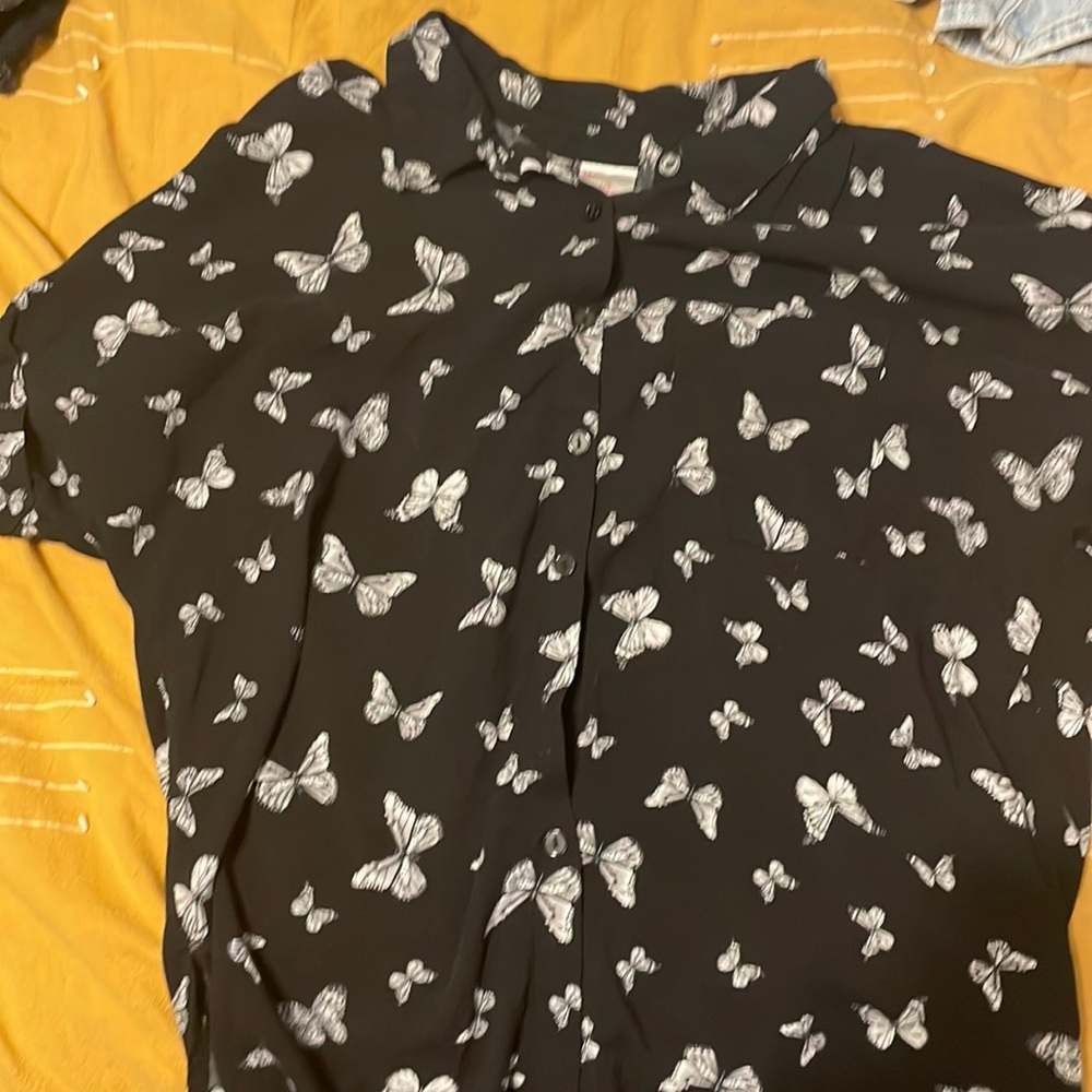 Black top with butterflies